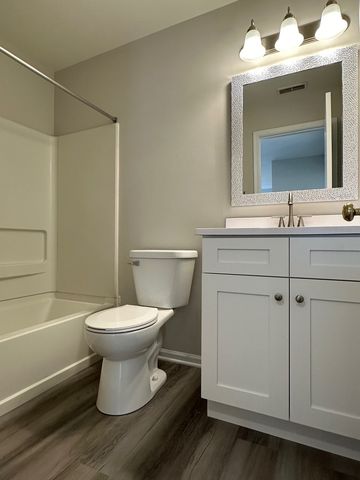 756 PANORAMA Court 756, Aurora, IL 60502