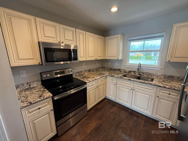 912 Sentinel Circle, Foley, AL 36535