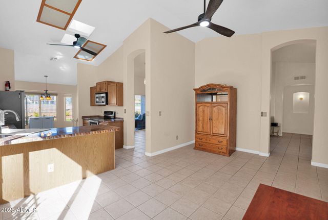11420 S 44TH Street, Phoenix, AZ 85044