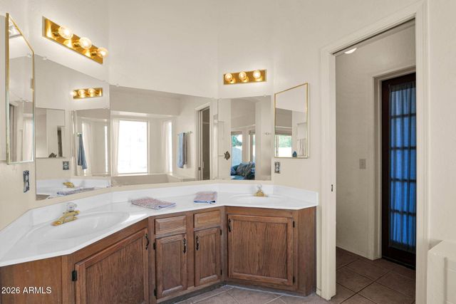 11420 S 44TH Street, Phoenix, AZ 85044