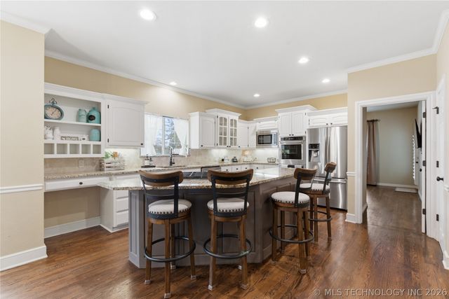 11606 S 69th East Avenue, Bixby, OK 74008