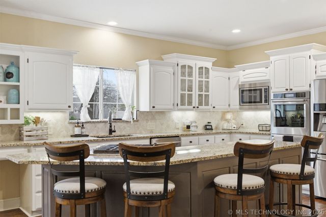 11606 S 69th East Avenue, Bixby, OK 74008