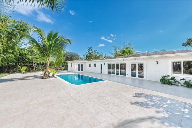 8845 SW 156th Ter, Palmetto Bay, FL 33157