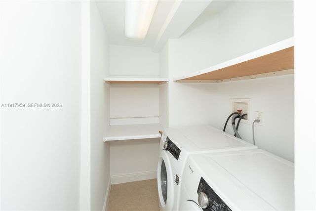 8845 SW 156th Ter, Palmetto Bay, FL 33157