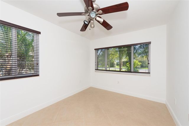 8845 SW 156th Ter, Palmetto Bay, FL 33157