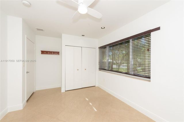 8845 SW 156th Ter, Palmetto Bay, FL 33157