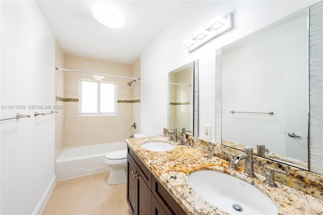 8845 SW 156th Ter, Palmetto Bay, FL 33157