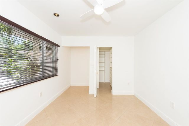 8845 SW 156th Ter, Palmetto Bay, FL 33157