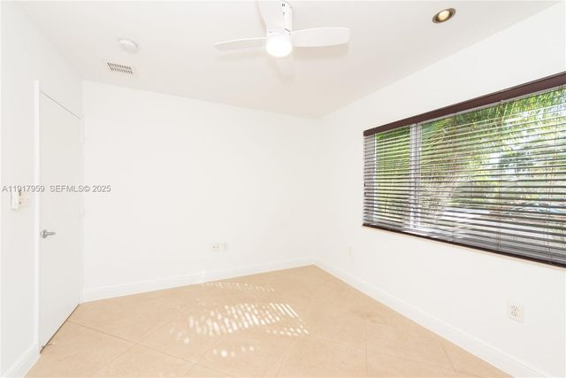 8845 SW 156th Ter, Palmetto Bay, FL 33157