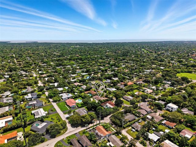 8845 SW 156th Ter, Palmetto Bay, FL 33157