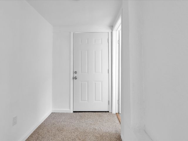 2001 Edmonia Court, Fort Worth, TX 76105