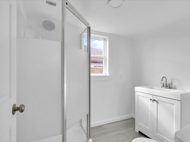 2001 Edmonia Court, Fort Worth, TX 76105