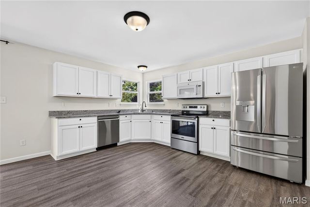 219 Quiet Bend Drive, Wentzville, MO 63385