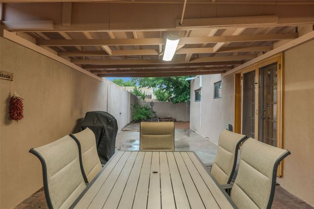 703 Rio Grande Avenue, Santa Fe, NM 87501