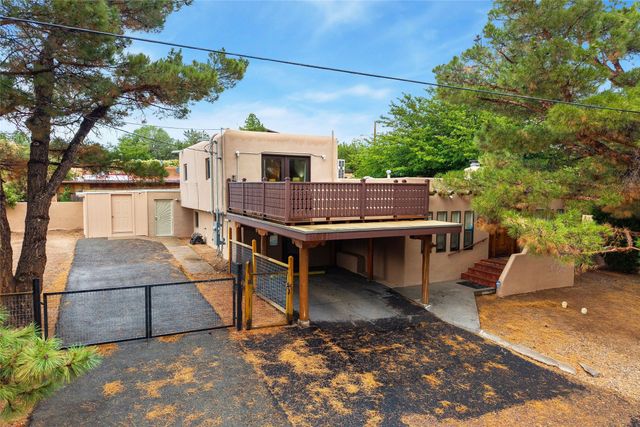 703 Rio Grande Avenue, Santa Fe, NM 87501