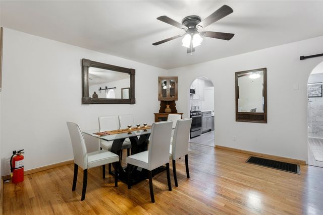 703 Rio Grande Avenue, Santa Fe, NM 87501
