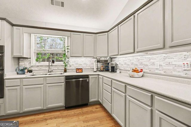 152 Bear Creek Road, Moreland, GA 30259