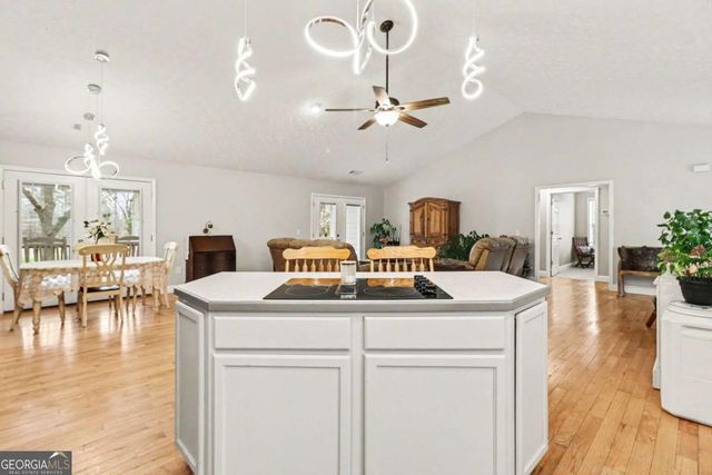 152 Bear Creek Road, Moreland, GA 30259