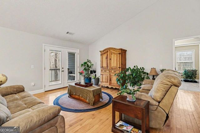 152 Bear Creek Road, Moreland, GA 30259