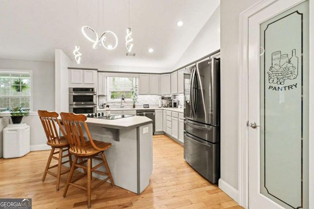 152 Bear Creek Road, Moreland, GA 30259