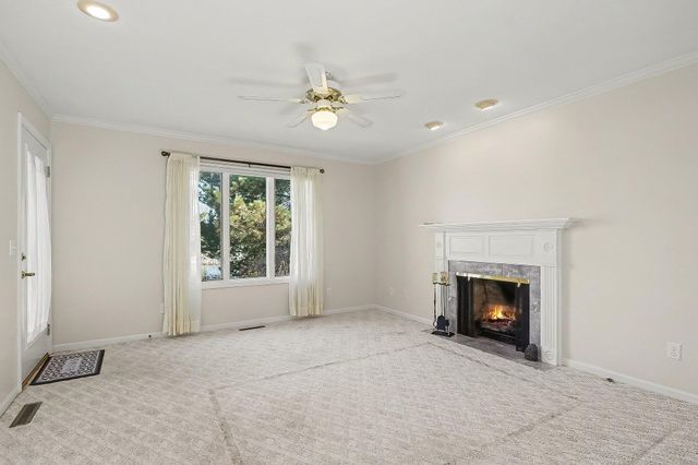 5610 W Spring Knoll Drive, Bay City, MI 48706