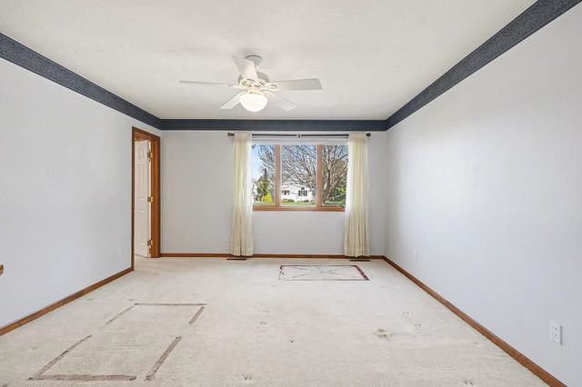 5610 W Spring Knoll Drive, Bay City, MI 48706