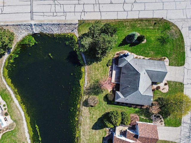 5610 W Spring Knoll Drive, Bay City, MI 48706