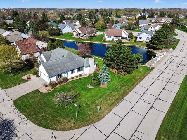 5610 W Spring Knoll Drive, Bay City, MI 48706