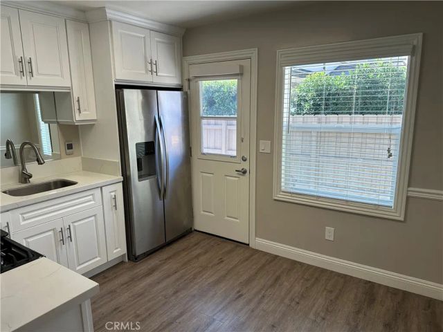 406 S 5th Avenue, Monrovia, CA 91016