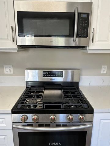 406 S 5th Avenue, Monrovia, CA 91016
