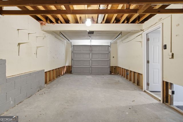 3292 Mixon Way, Stone Mountain, GA 30087