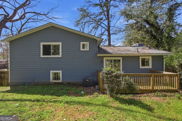 3292 Mixon Way, Stone Mountain, GA 30087