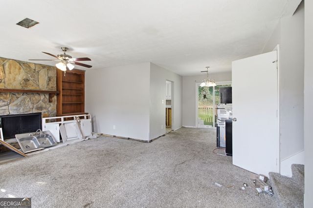 3292 Mixon Way, Stone Mountain, GA 30087