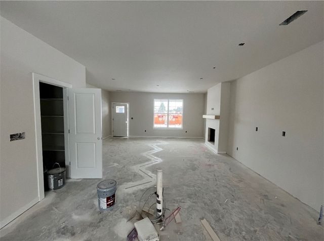 2306 N Zane Street, Siloam Springs, AR 72761