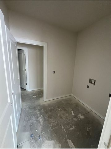 2306 N Zane Street, Siloam Springs, AR 72761