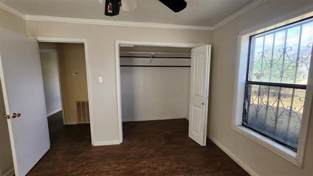 1614 Kayouche St Street, Lake Charles, LA 70615