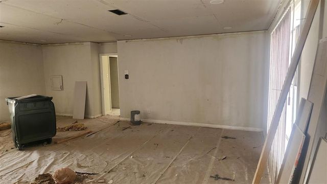 1614 Kayouche St Street, Lake Charles, LA 70615