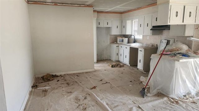 1614 Kayouche St Street, Lake Charles, LA 70615