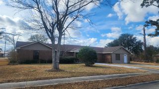 1614 Kayouche St Street, Lake Charles, LA 70615