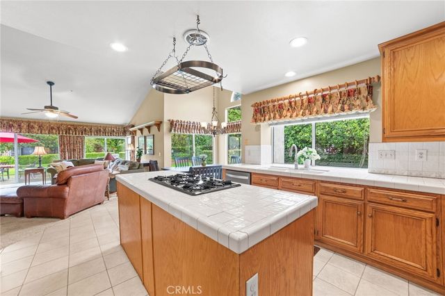 2557 Braden Place, Riverside, CA 92503