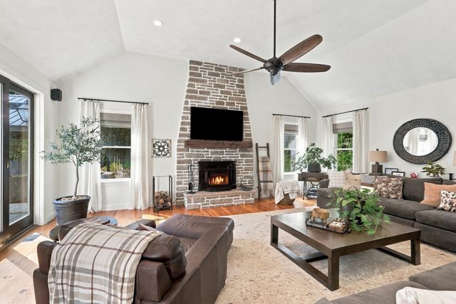 17 Rock Brook Way, Boxford, MA 01921