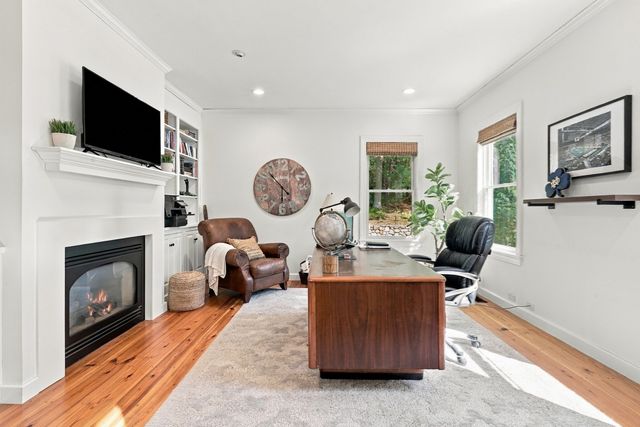 17 Rock Brook Way, Boxford, MA 01921