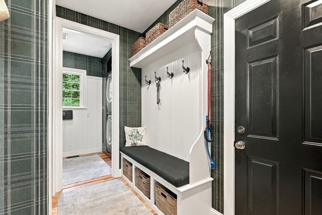 17 Rock Brook Way, Boxford, MA 01921