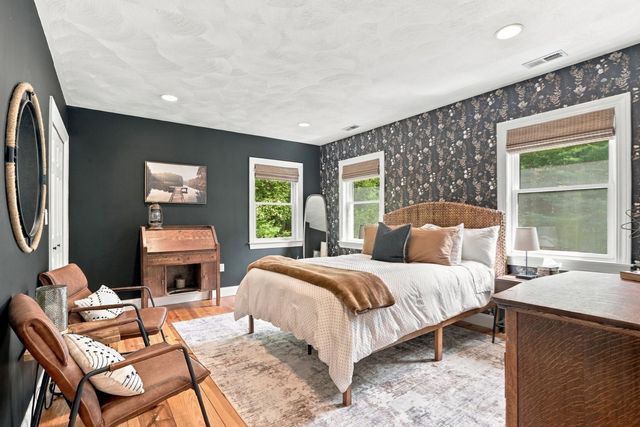17 Rock Brook Way, Boxford, MA 01921