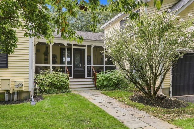 17 Rock Brook Way, Boxford, MA 01921