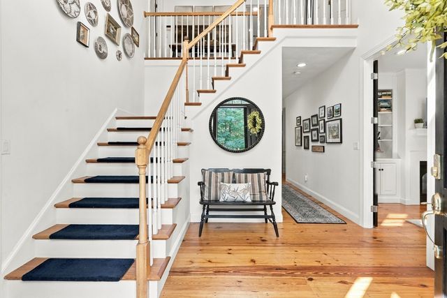 17 Rock Brook Way, Boxford, MA 01921
