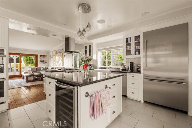 22370 Algunas Road, Woodland Hills (los Angeles), CA 91364