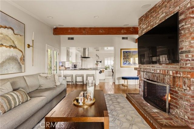 22370 Algunas Road, Woodland Hills (los Angeles), CA 91364