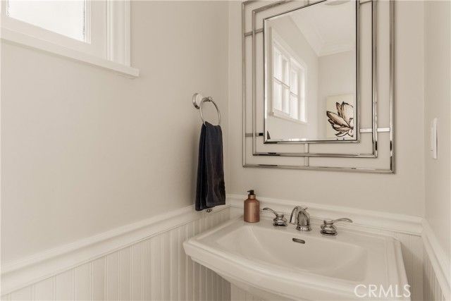 22370 Algunas Road, Woodland Hills (los Angeles), CA 91364