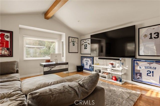 22370 Algunas Road, Woodland Hills (los Angeles), CA 91364